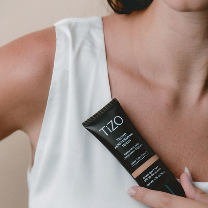 Tizo Tinted Moisturizing Serum Light-Medium Suero Hidratante Color 50g